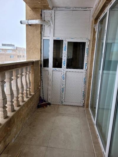 آپارتمان ۱۱۷ متری طبقه ۷ برج بهارستان رو به بلوار